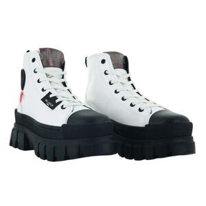 NIB Palladium Women’s Revolt Hi Tx in Star White/Black, Size 8
